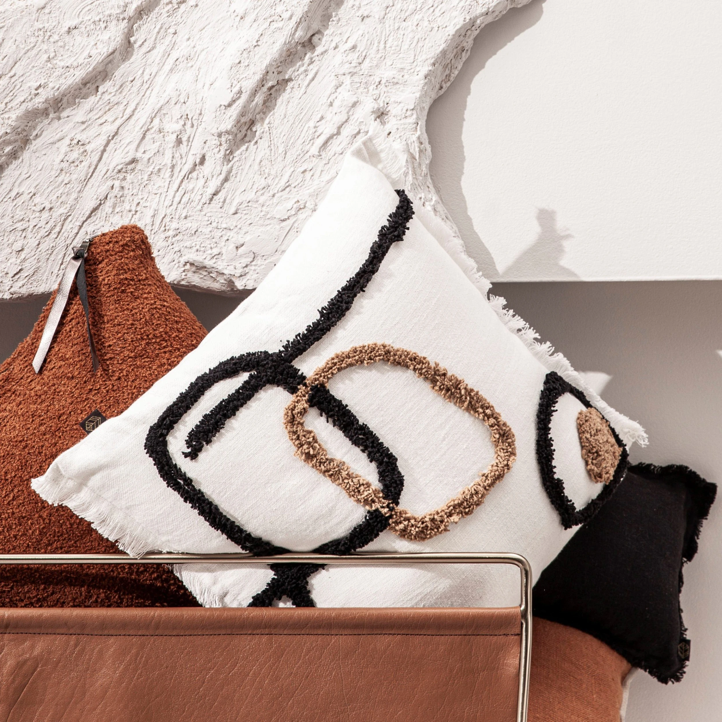 HARMONY HAOMY Coussin Tikri Ivoire 45x45cm 1 Face Coton/1 Face Lin 6 HARMONY HAOMY Coussin Tikri Ivoire 45x45cm 1 Face Coton/1 Face Lin – Image 4