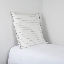 HARMONY HAOMY Housse De Coussin Calvi Blanc 80x80cm 100% Lin Lavé -HARMONY Shop 602838 SITU02 WEB