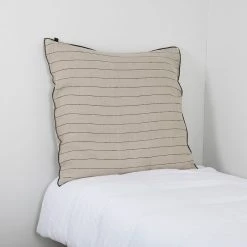HARMONY HAOMY Housse De Coussin Calvi Naturel 80x80cm 100% Lin Lavé 15 HARMONY HAOMY Housse De Coussin Calvi Naturel 80x80cm 100% Lin Lavé -HARMONY Shop 602839 SITU01 WEB