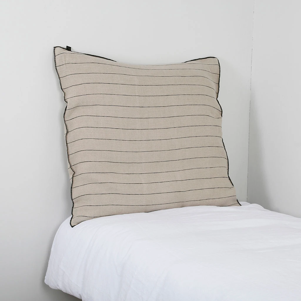 HARMONY HAOMY Housse De Coussin Calvi Naturel 80x80cm 100% Lin Lavé 9 HARMONY HAOMY Housse De Coussin Calvi Naturel 80x80cm 100% Lin Lavé – Image 7