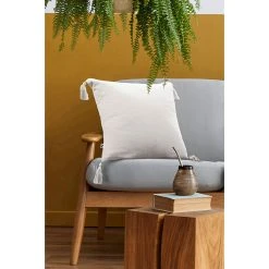 L'effet Papillon Coussin Chantilly Avec Pompons En Gaze De Coton 40x40cm - Gaïa