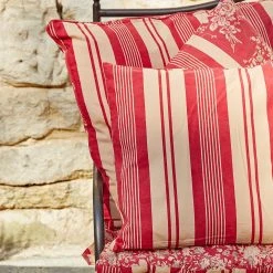 Comptoir De Famille Coussin Margot Rouge En Coton -HARMONY Shop bce2f uni hd margot02